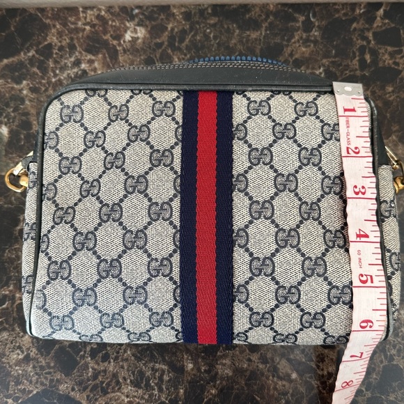 Gucci 80s Monogram GG Camera Bag w/Web Detail - vintage - Picture 8 of 14